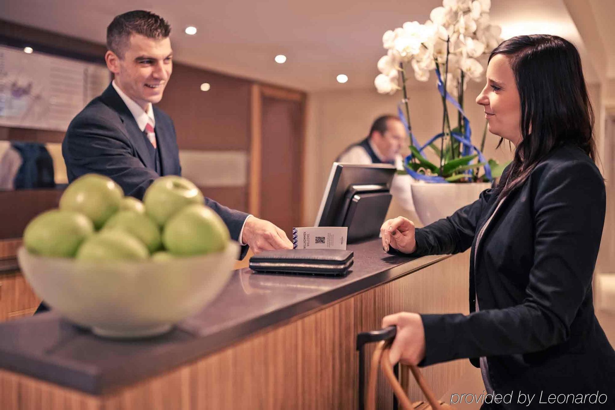 Mercure Airport Hotel Berlin Tegel Екстер'єр фото