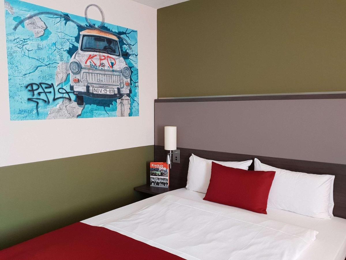 Mercure Airport Hotel Berlin Tegel Екстер'єр фото